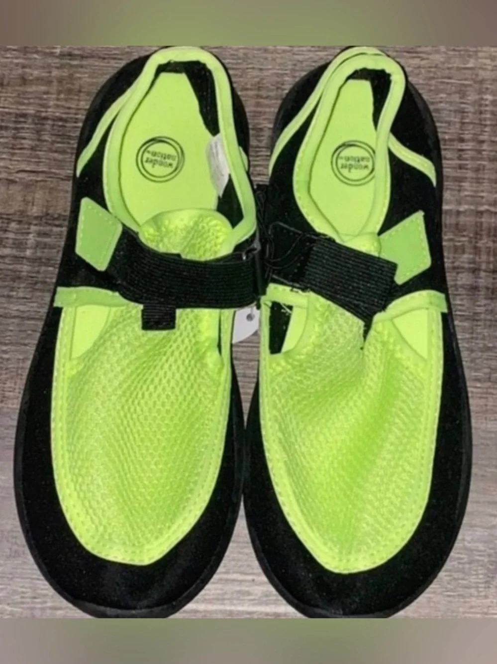 💞 New Little Boys Size 2-3 Black & Neon Green Mesh Water Swim Shoes